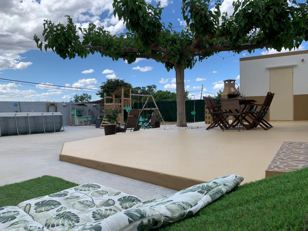 Gasthaus Casa Enric , Con Zona Infantil, Piscina Y Parking Privado Deltebre Exterior foto