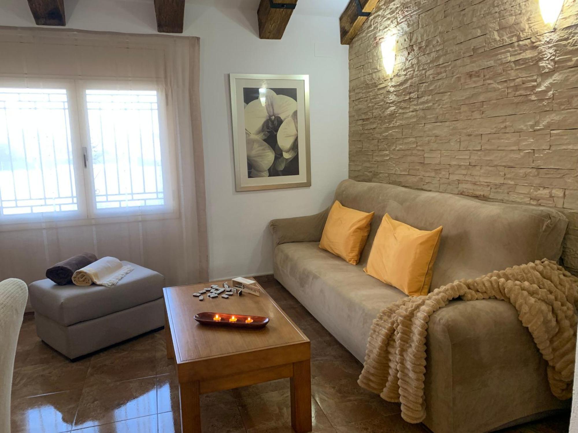 Gasthaus Casa Enric , Con Zona Infantil, Piscina Y Parking Privado Deltebre Exterior foto