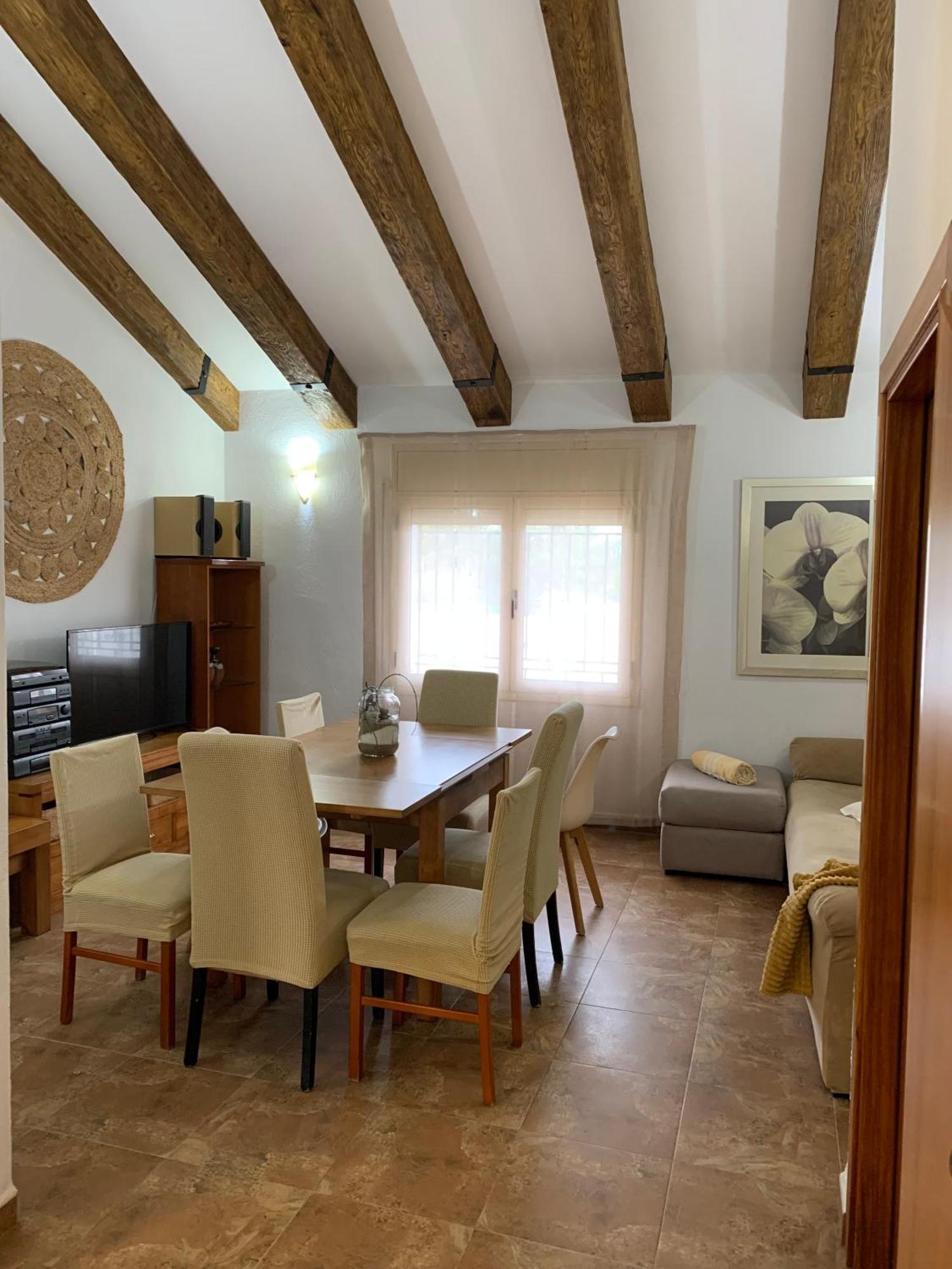 Gasthaus Casa Enric , Con Zona Infantil, Piscina Y Parking Privado Deltebre Exterior foto